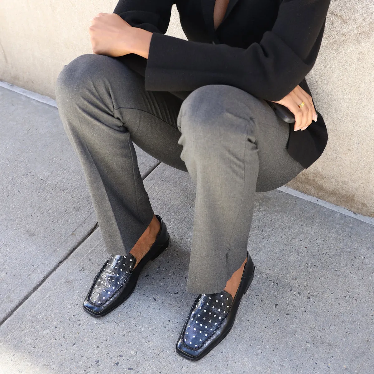 BENY FLATS BLACK STUDDED LEATHER