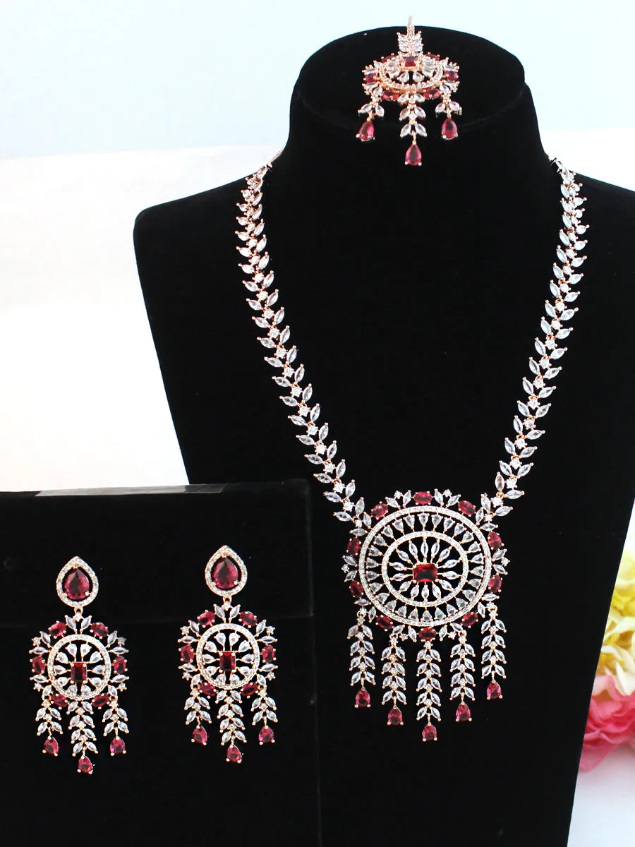 Evanshi Necklace Set