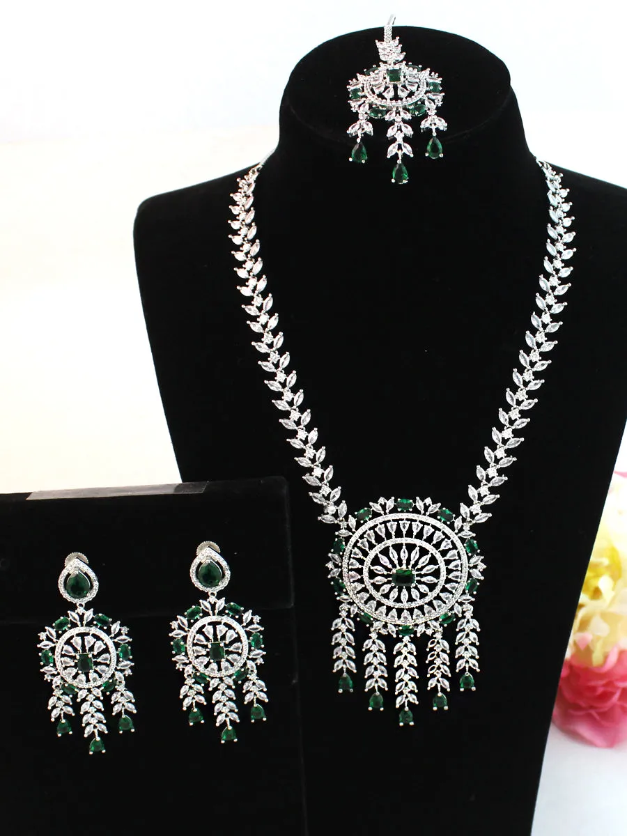 Evanshi Necklace Set