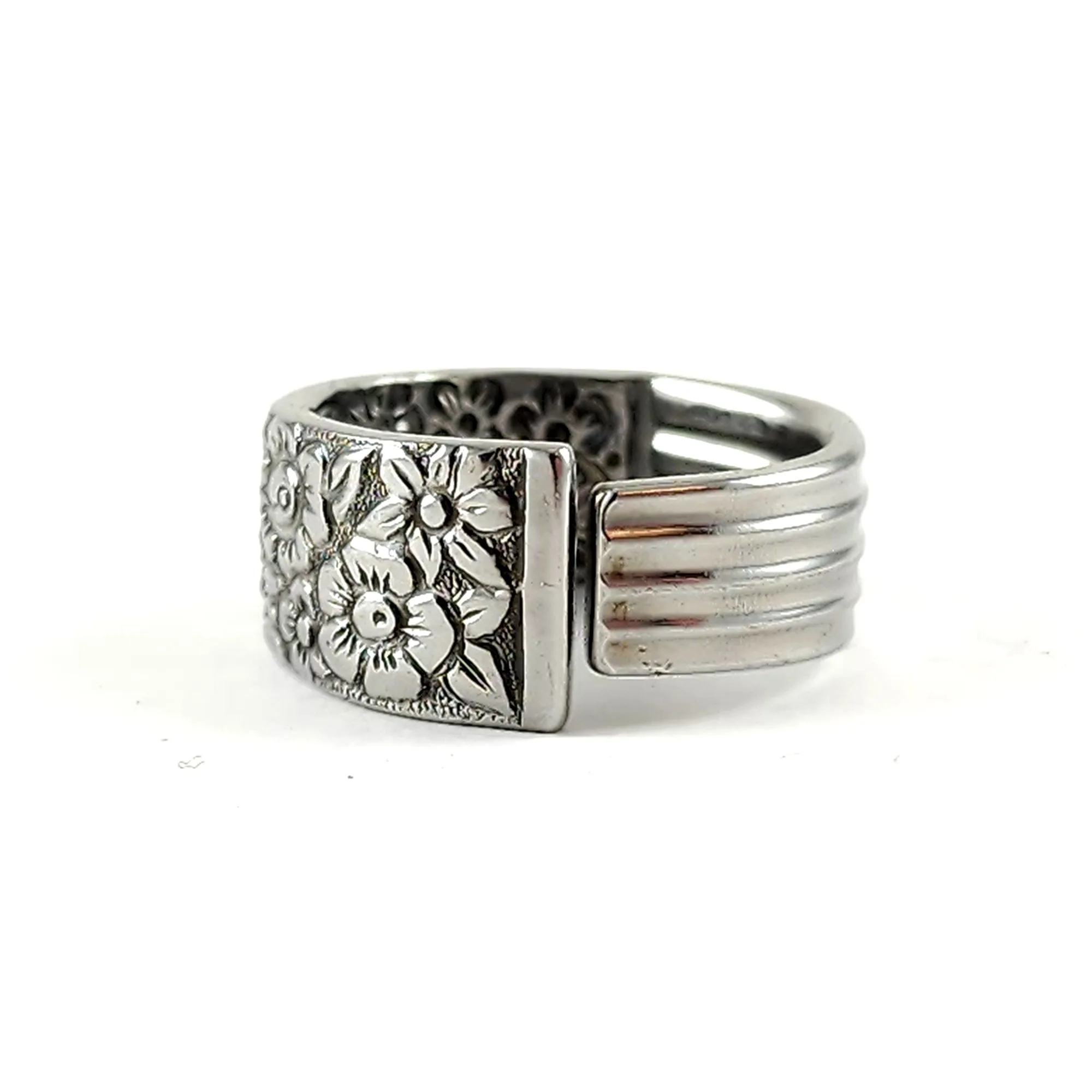 Northland Wildwood Stainless Steel Floral Spoon Ring