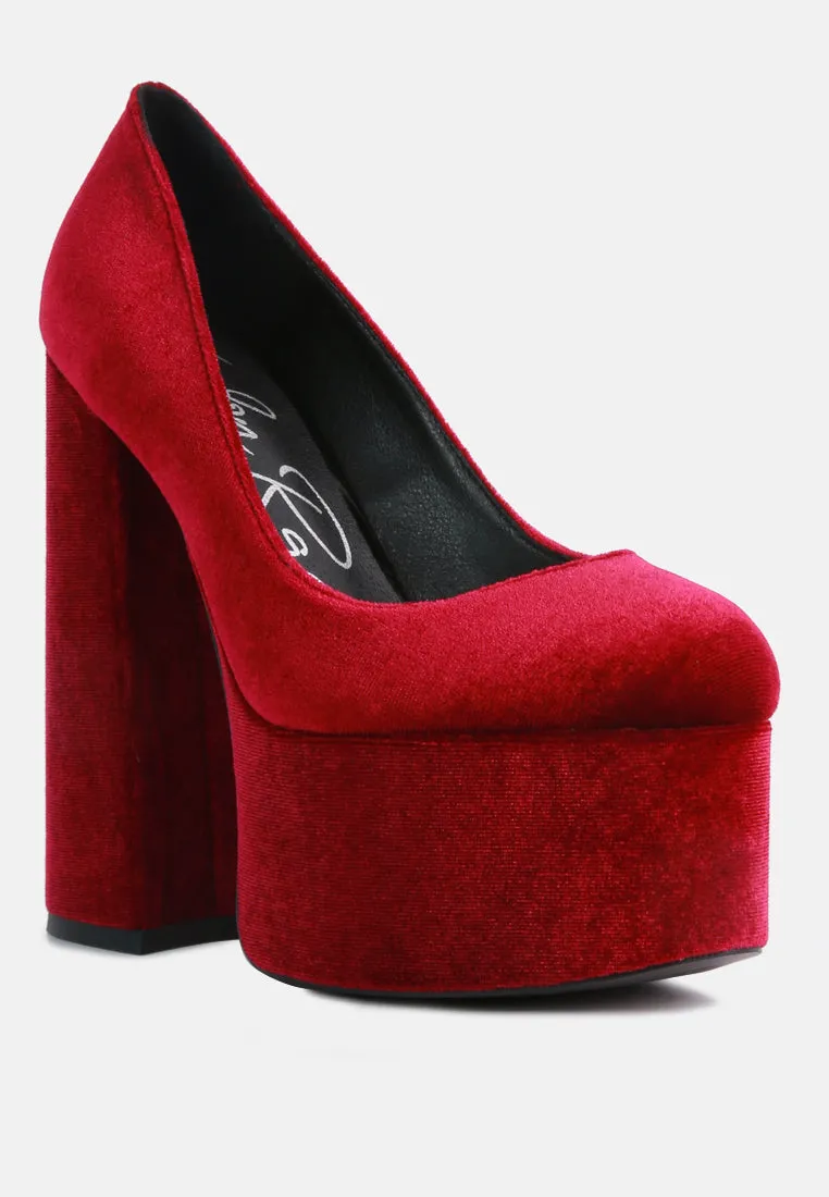 Old Novelty Platform Heel Velvet Pumps By Ruw