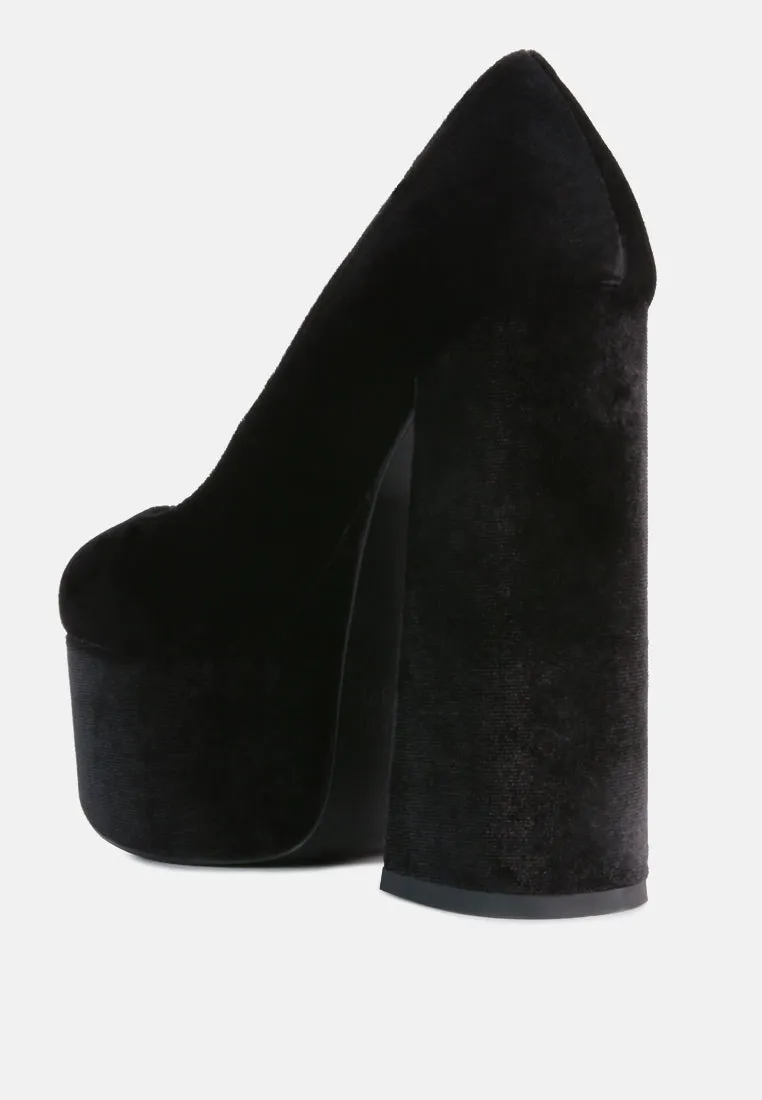 Old Novelty Platform Heel Velvet Pumps By Ruw