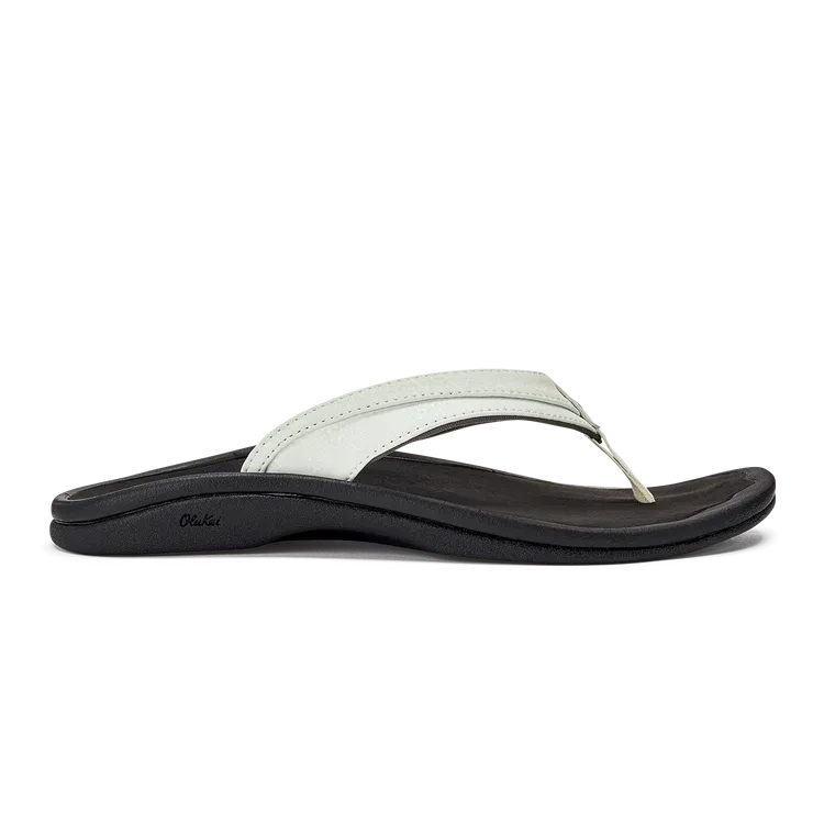 OluKai Ohana Sandal - White / Black