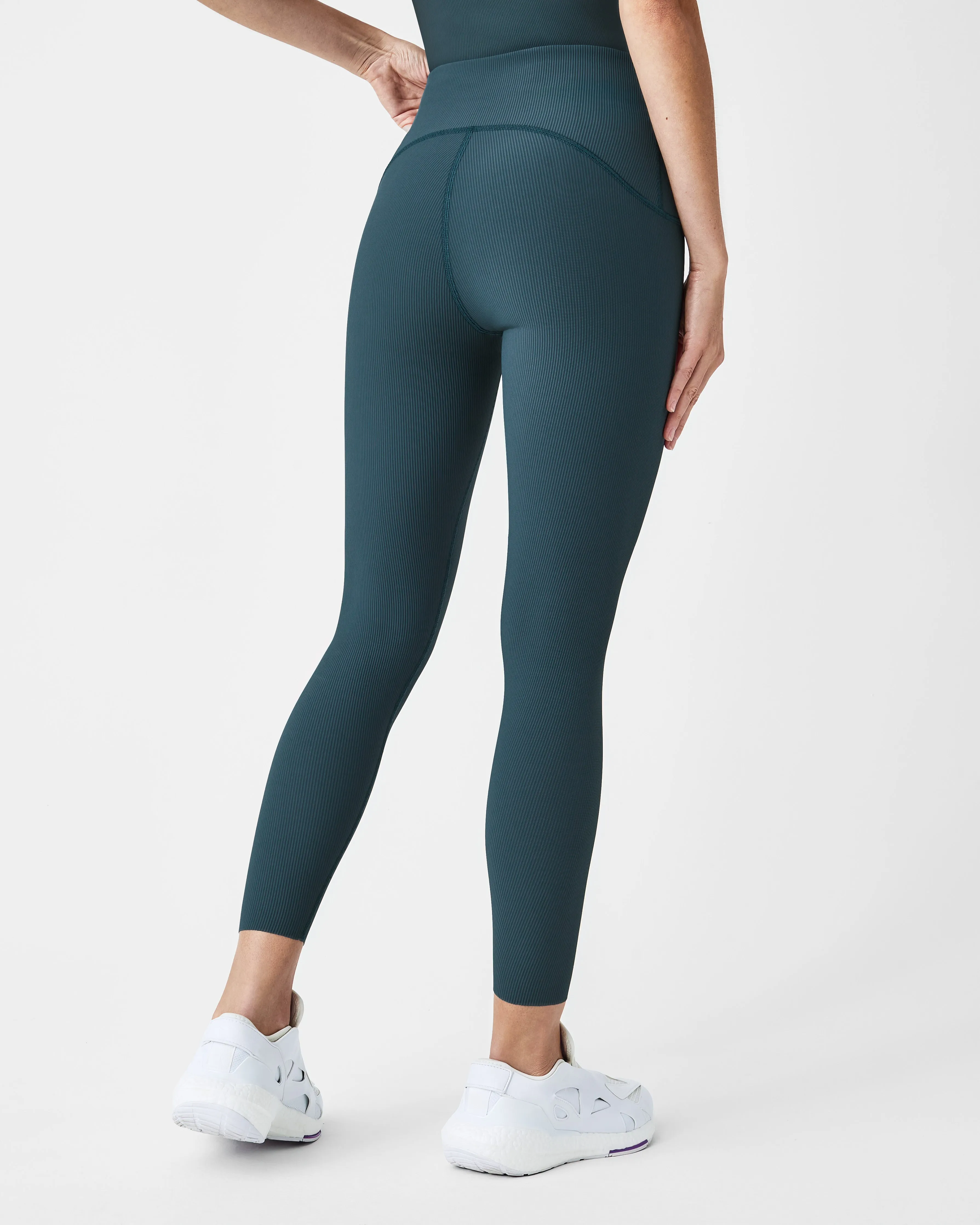 SPANXshape Booty Boost Contour Rib 7/8 Leggings