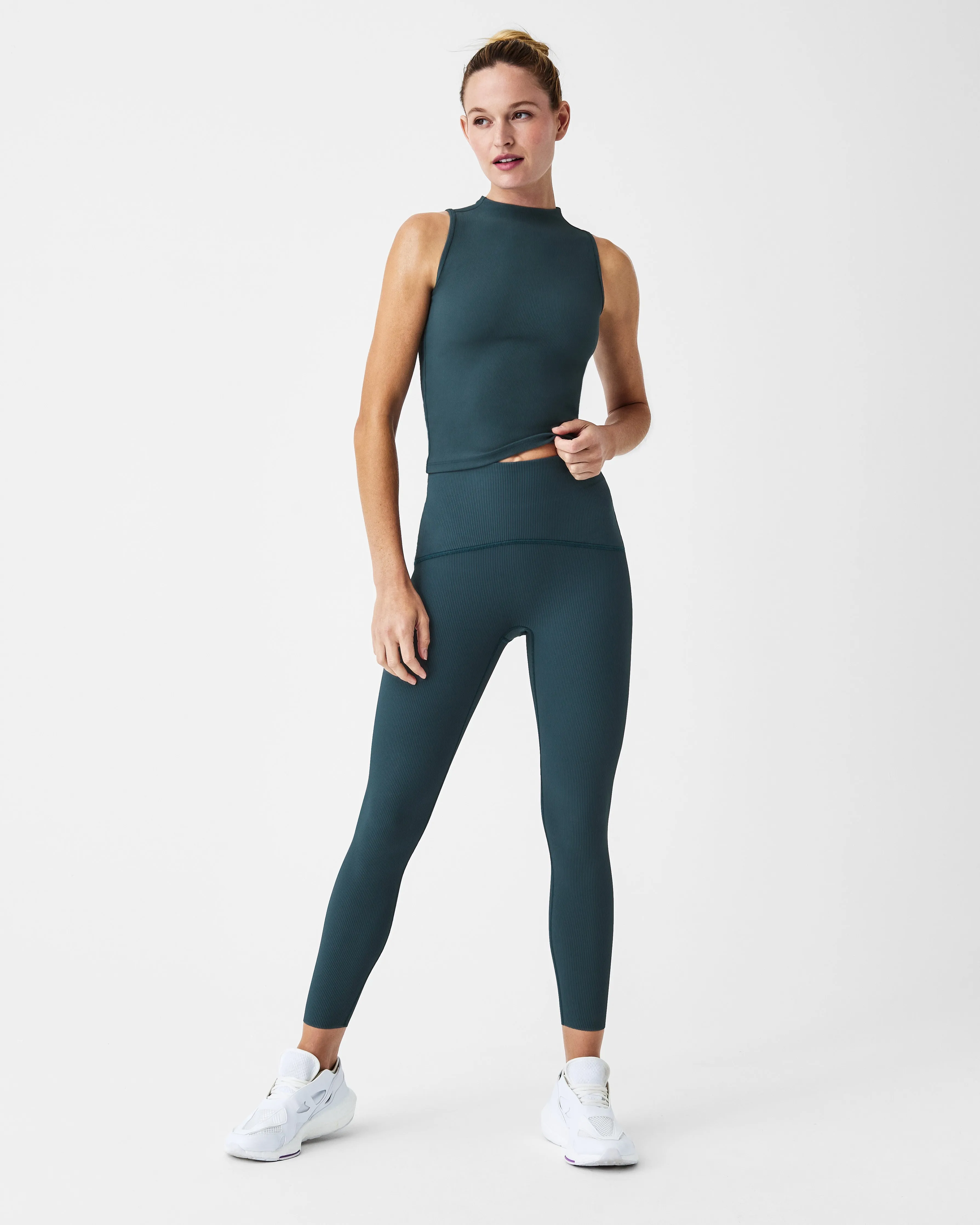 SPANXshape Booty Boost Contour Rib 7/8 Leggings