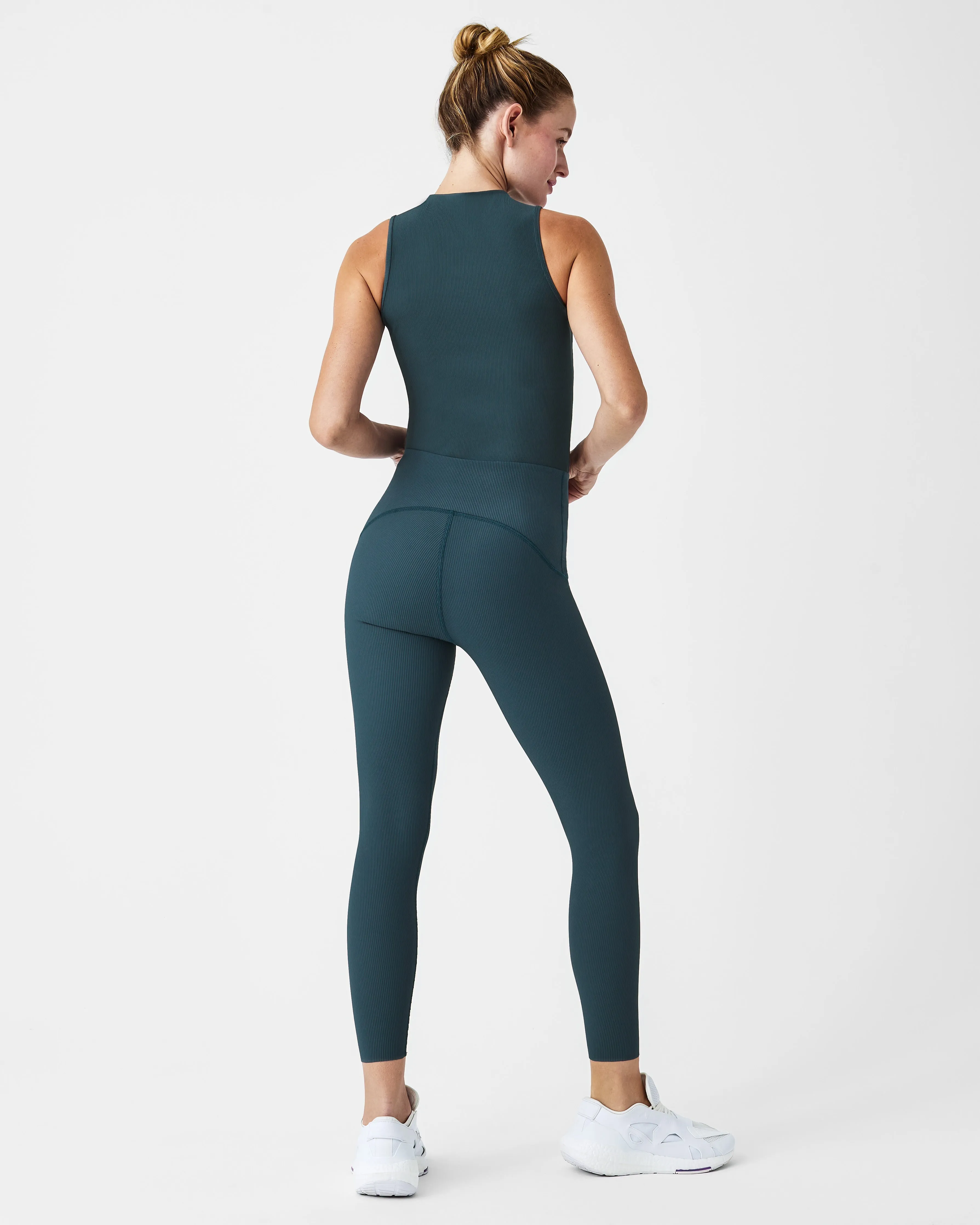 SPANXshape Booty Boost Contour Rib 7/8 Leggings